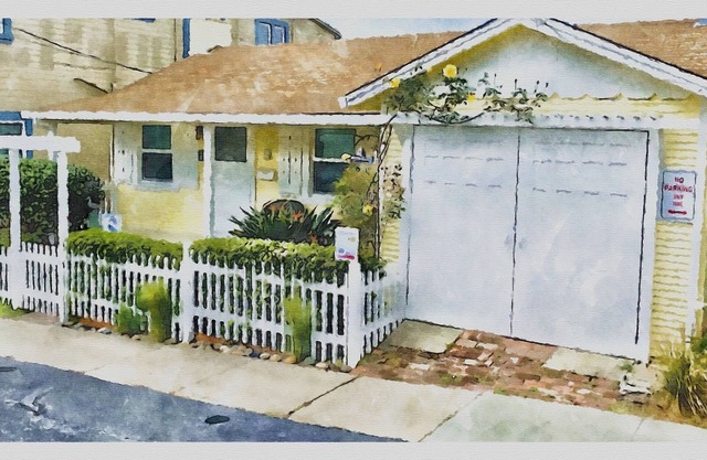 4th house from Twin Lakes Beach and a 2 minute walk to the Crow’ Nest and Harbor