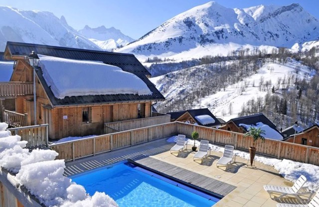 5/7 people apartment - Domaine des Sybelles - Heated swimming pool