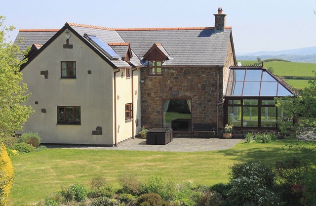 5 bedroom accommodation in Aberhafesp, near Newtown