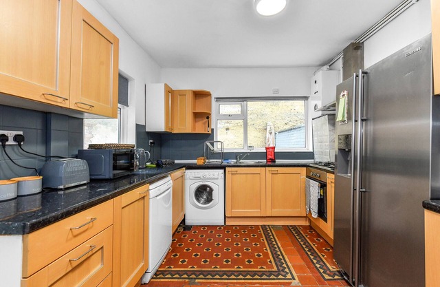 5 Bedroom Nottingham Gem