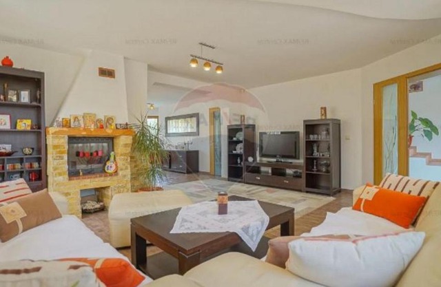 5 berooms rue du cap wifi family house