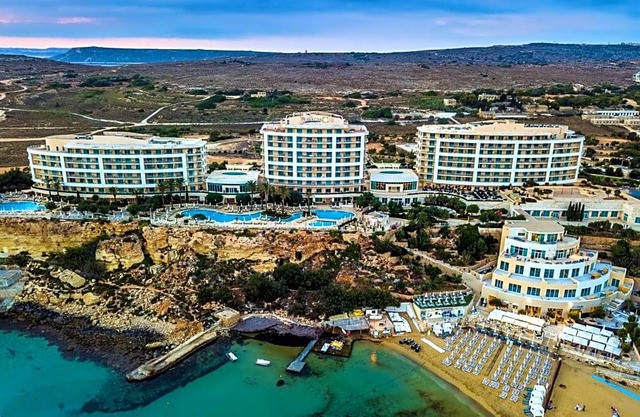 5-Star Hotel ∙ Radisson Blu Resort & Spa, Malta Golden Sands