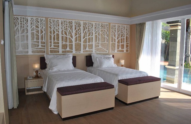 Kori Maharani Villas Lagoon Ocean 