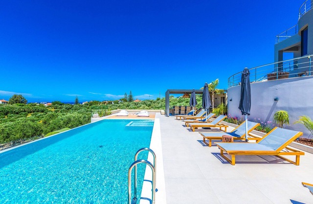 6 Bedroom VIP Villa with Private Heated Pool, Chania, Crete