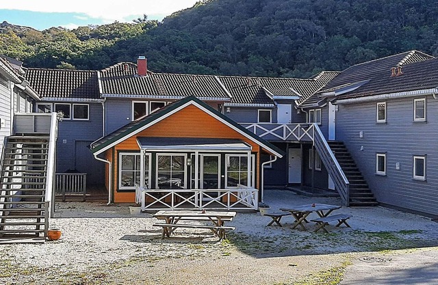 6 person holiday home in lyngdal