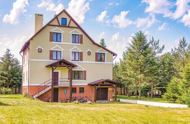 7 bedroom lovely home in Pasym