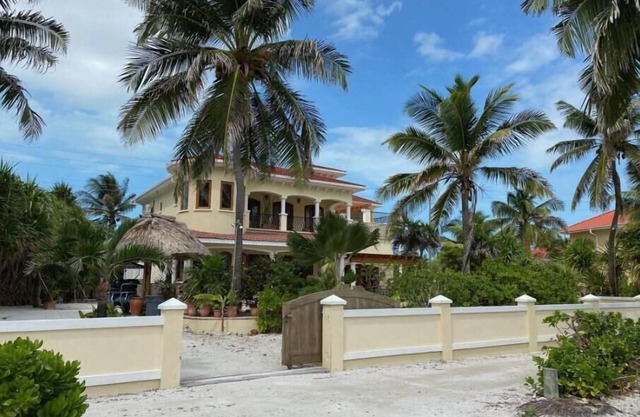 7 Bedroom Oceanfront Beach Villa with Private Pool