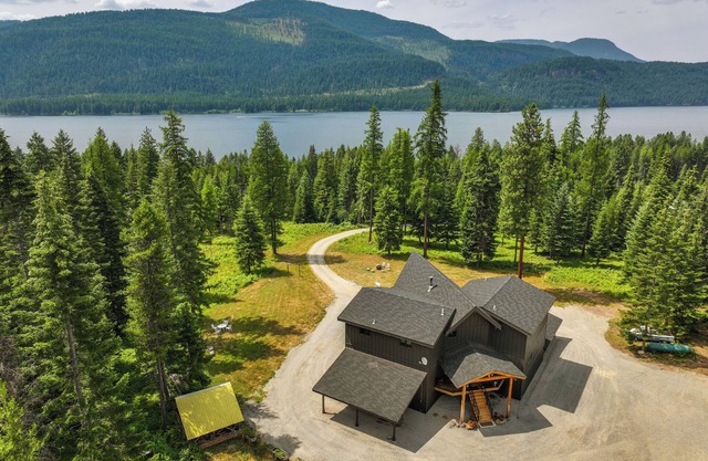 7 Mi to Boat Launch: Luxe Montana Family Home