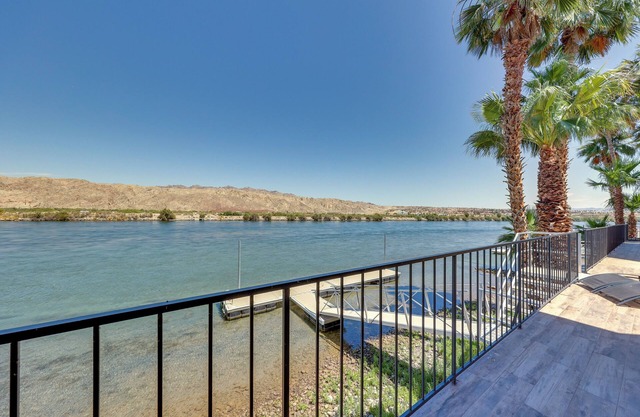 8 Mi to Laughlin Riverwalk: Waterfront Retreat