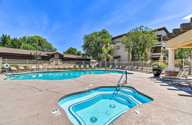 8 Mi to Tonto Nat'l Forest: Modern Condo in Mesa!