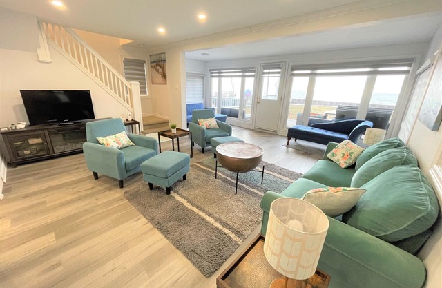 80 Feet of Private Lakefront Cottage in beautiful Town of Amherstburg, Ontario
