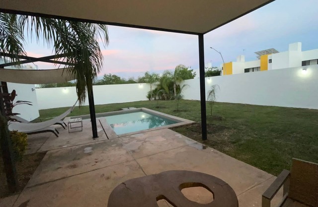 A beautiful uptown merida retreat Home