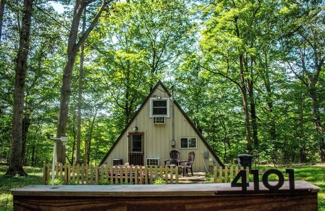 A-Frame; Peace; Seclusion; Woods; Wildlife; TreeTop Lounging/Sleeping; Campfires