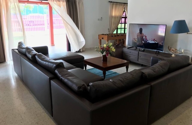 A Homely Vacation Villa with POOL for beach escapes