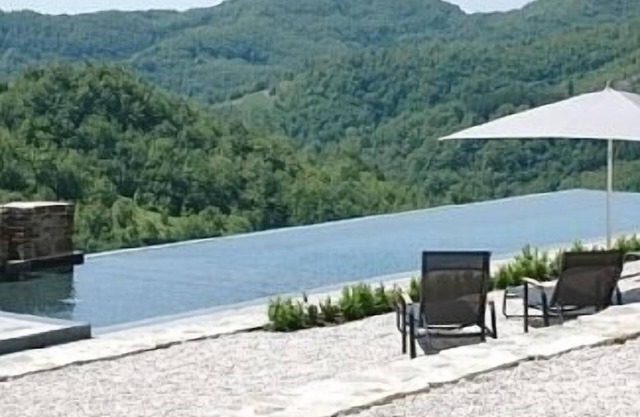 A Luxurious Escape in the Heart of the Italian Countryside