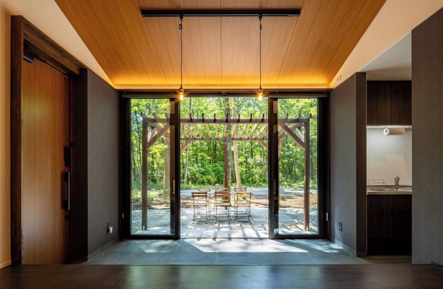 A rental cottage in the forest with a dirt floor t/Nasu-gun Tochigi