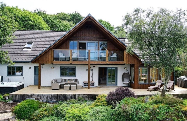 A stunning contemporary villa with spectacular sea views, hot tub and BBQ Hut