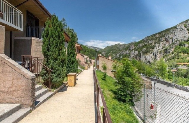Accès Salle d'Activités, Appart proche de Valberg