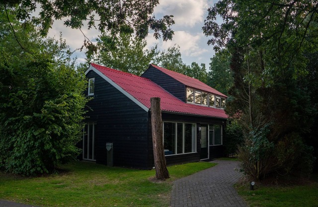 Accessible Home in a Tranquil Wooded Park
