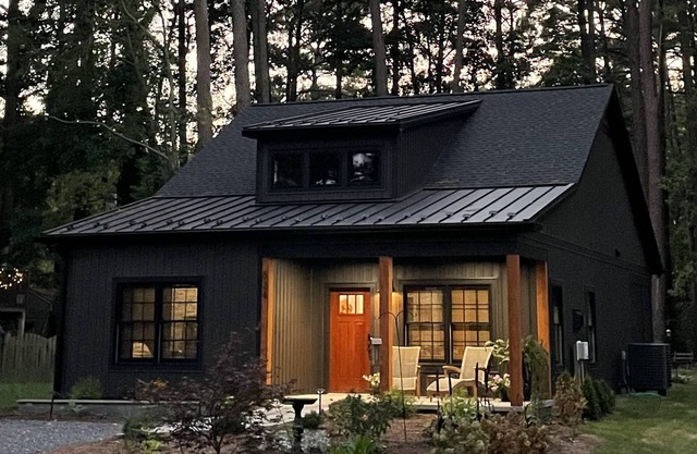 Accessible, Screened-in porch, Sauna, Fire Pit, Dog Friendly