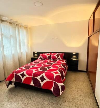 Acogedor apartamento con Balcón