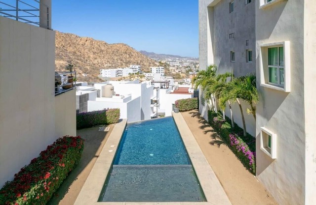 Adorable 1 Bedroom Studio -Walking Distance to Mar