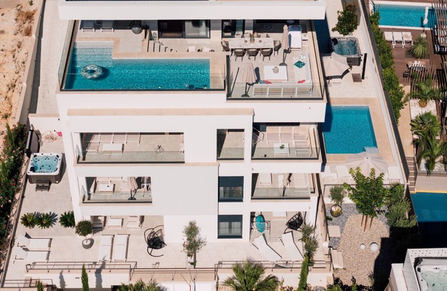 Adria Concept Suites-A1 Sunshine Garden