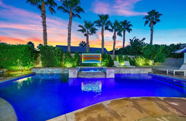 All Inclusive 0.4 Acre- Chill Pill/Game Room