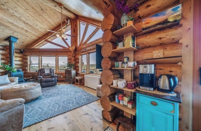 Alpine Park Lodge by ColoradoRandR a 2bd+bunkroom Cabin