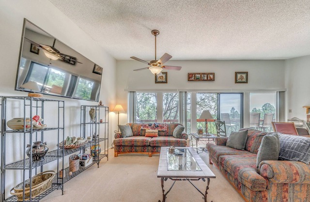 Alto Townhome w/Deck Near Ski Apache!