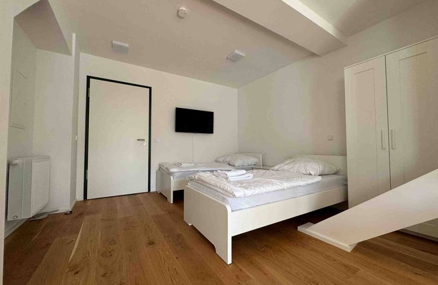 (AM1114) Modern mechanic's apartment/temporary apartment