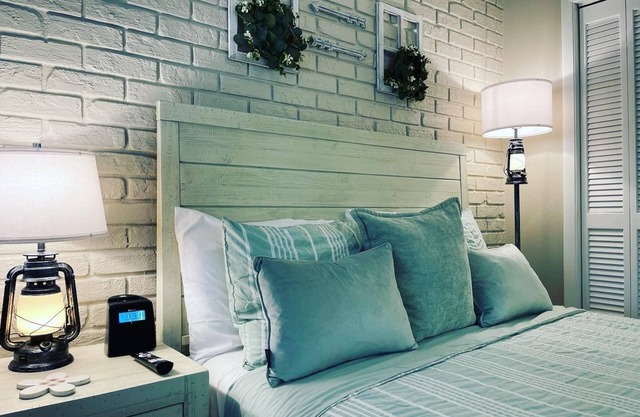 Amazing Condo in River Ranch #248