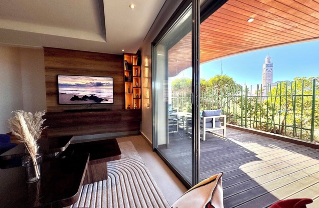 Amazing Duplex Front Beach and Mosque Hassan 2