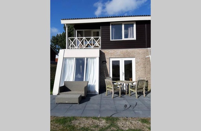 Amazing home in Vlagtwedde, 3 Bedrooms, recently renovated for recreational purposes only