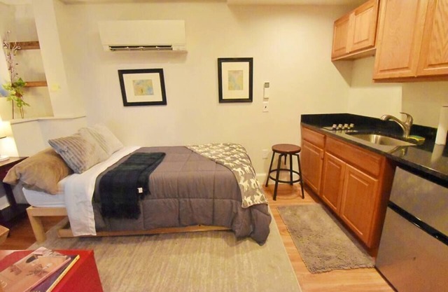Amazing price and location/parking -North End (M1S)