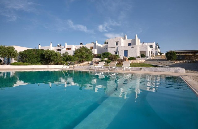 Amelie Villa with pool and amazing sea views, Paros