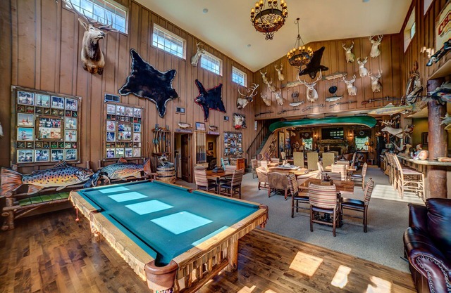 AMEN RANCH, WITH ACCOMMODATIONS UP TO 26 PEOPLE