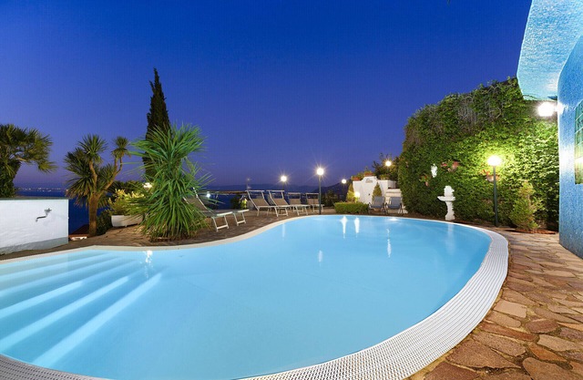 AMORE RENTALS - Villa Bianca with Private Swimming Pool, Sea View, Terraces, Parking and Barbecue