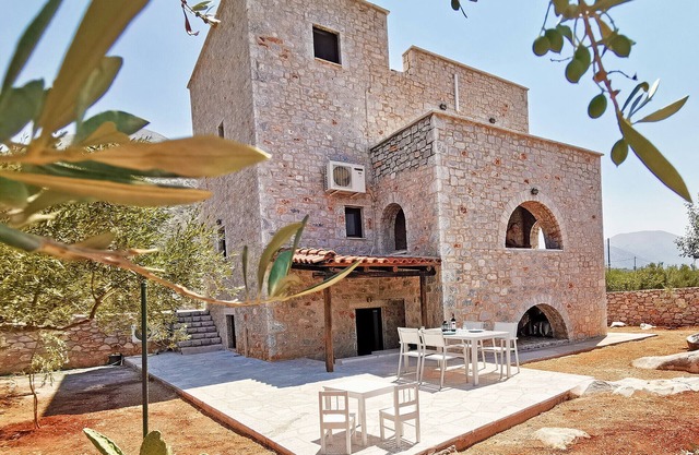 Anaroussa apartment in Mani near all attractions