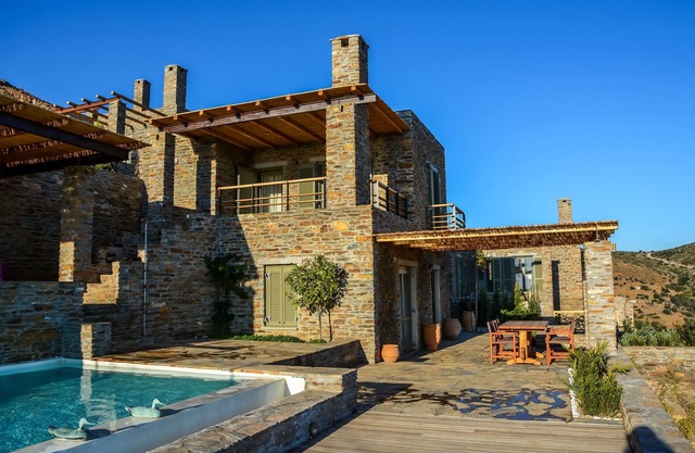 Andros Tessera - Senior Villa