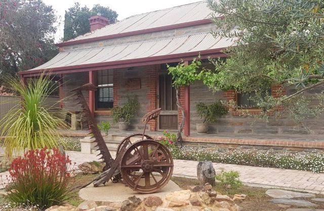 Angaston's Rusty Olive B&B