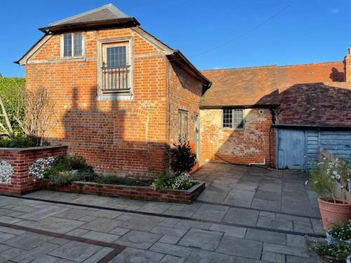 Annex at Southfields in idyllic Hampshire village