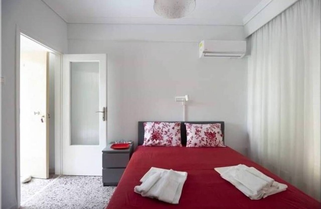 Anni's cozy apartment 50m from the beach!