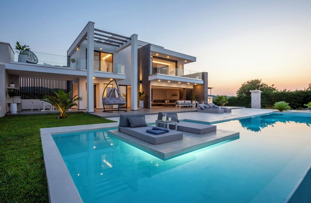 Antonio Villa, Horizon Dream Villas