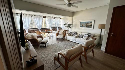 Apartamento Frente a Praia de Pitangueiras garagem piscina e sauna