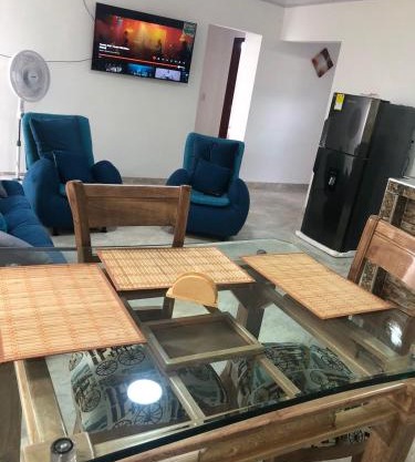 APARTAMENTO FULL HOUSE CON JACUZZI y ZONA BBQ