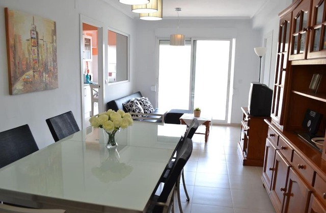 Apartamento junto a playa y cerca de campo de golf