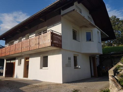 Apartma 