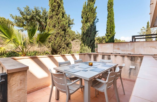 Apartment 'El Oasis Malasia 19 Bajo A' with Private Pool, Wi-Fi and Air Conditioning