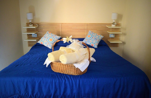 Apartment a stone's throw from the sea